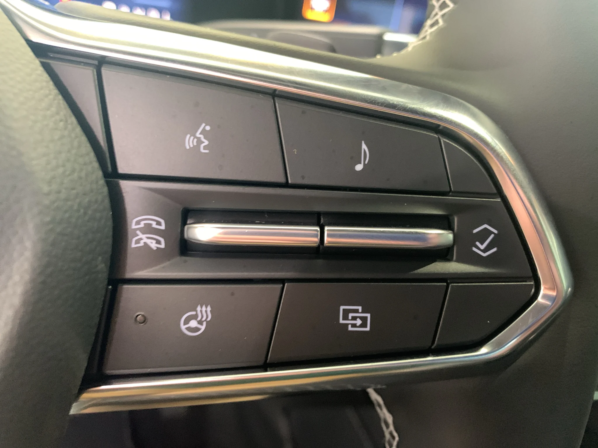 2027 Chevrolet Traverse LT - Photo 21
