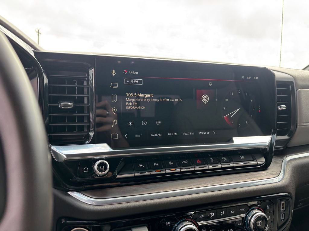 Used 2025 Silver GMC SLT image 19