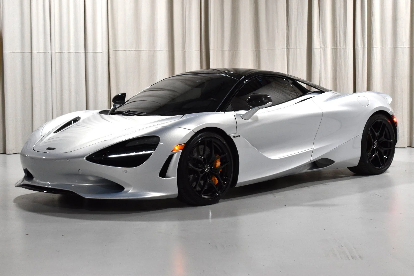 2025 McLaren 750S