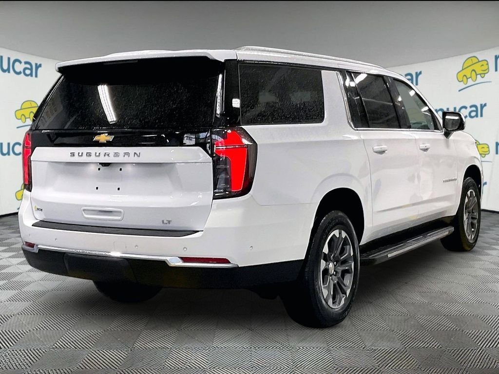 Used 2025 White Chevrolet LT image 6