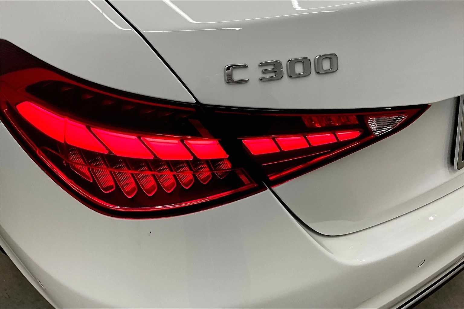 2025 Mercedes-Benz C-Class Sedan C 300 - Photo 14