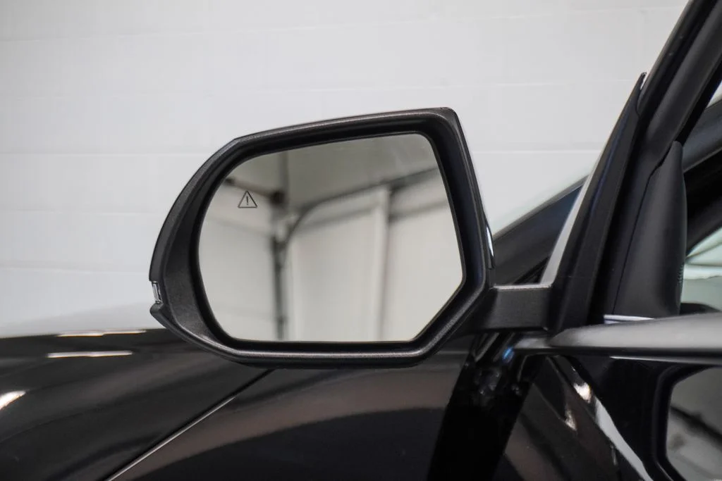 Used 2023 Black Hyundai SE image 38