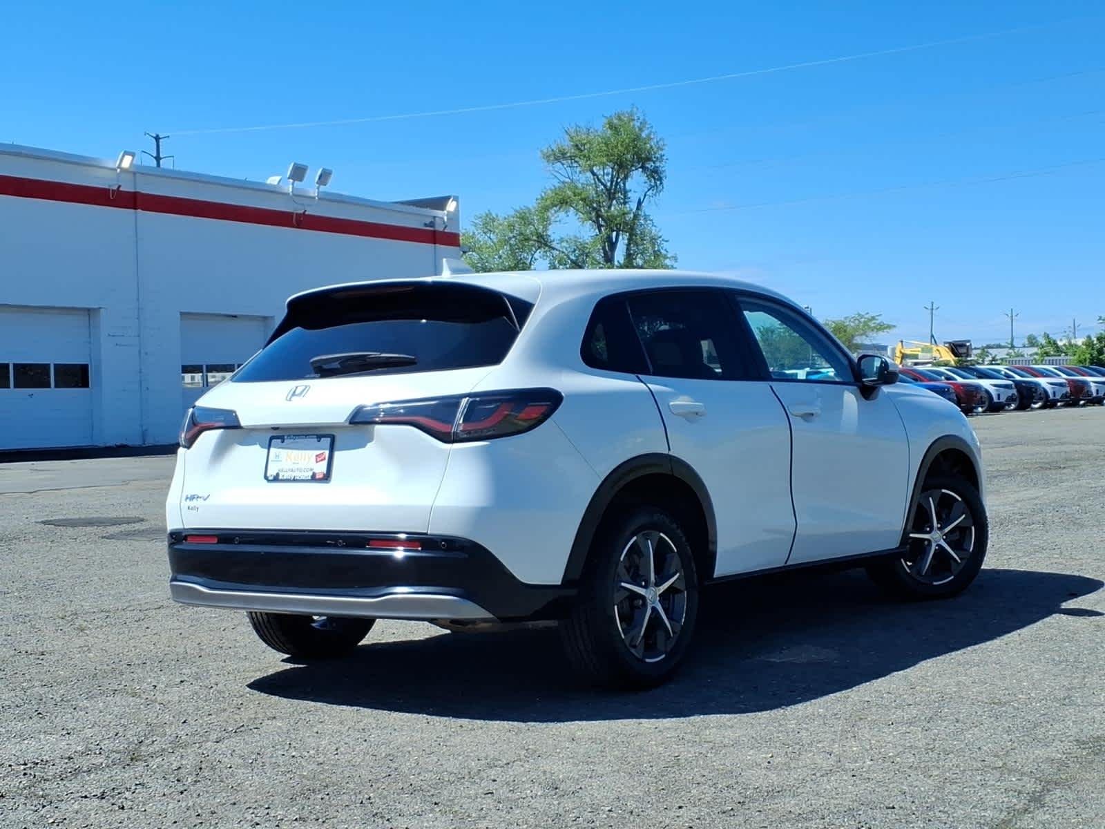 2023 Honda HR-V EX-L - Photo 5