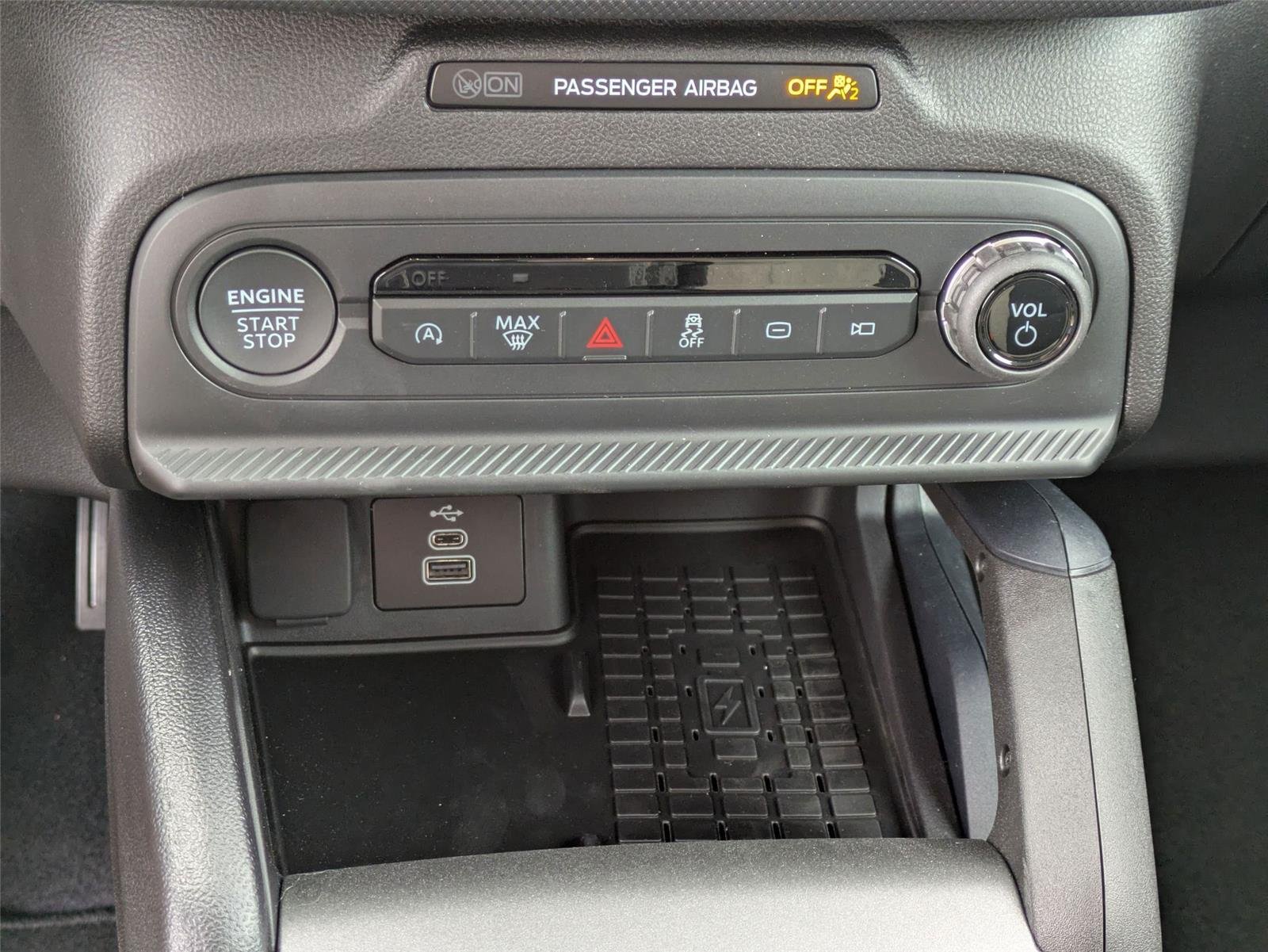 New 2025 Azure Gray Metallic Tri-Coat Ford Big Bend® image 19