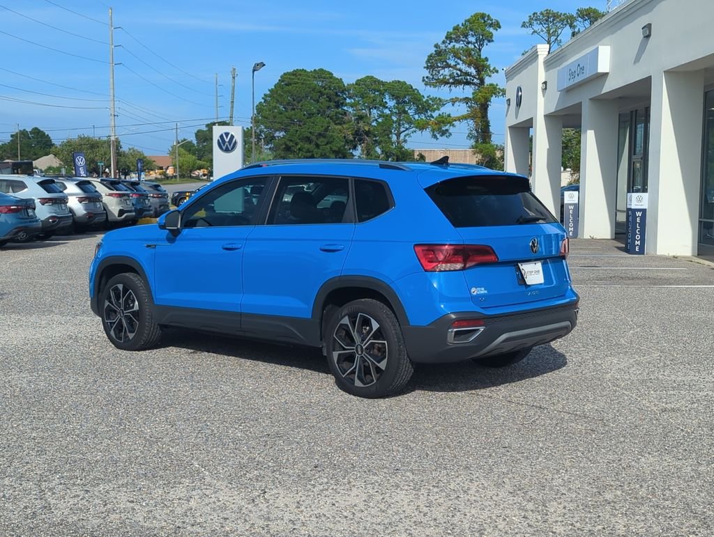 Used 2022 Blue Volkswagen 1.5T SE image 5