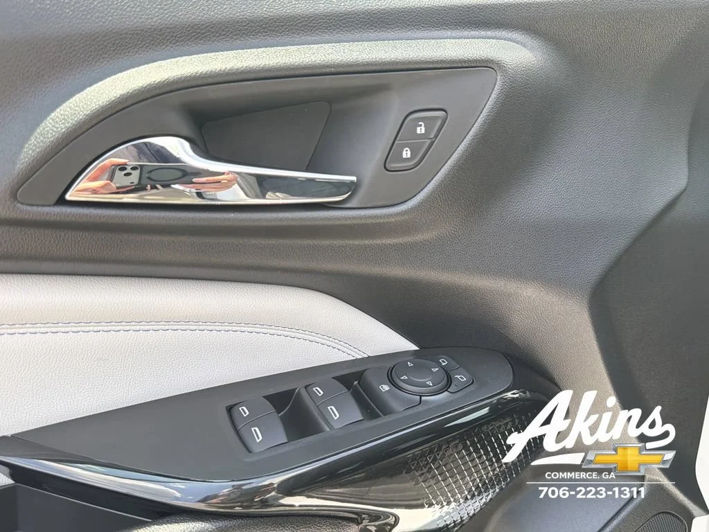 2026 Chevrolet Trax LT - Photo 15