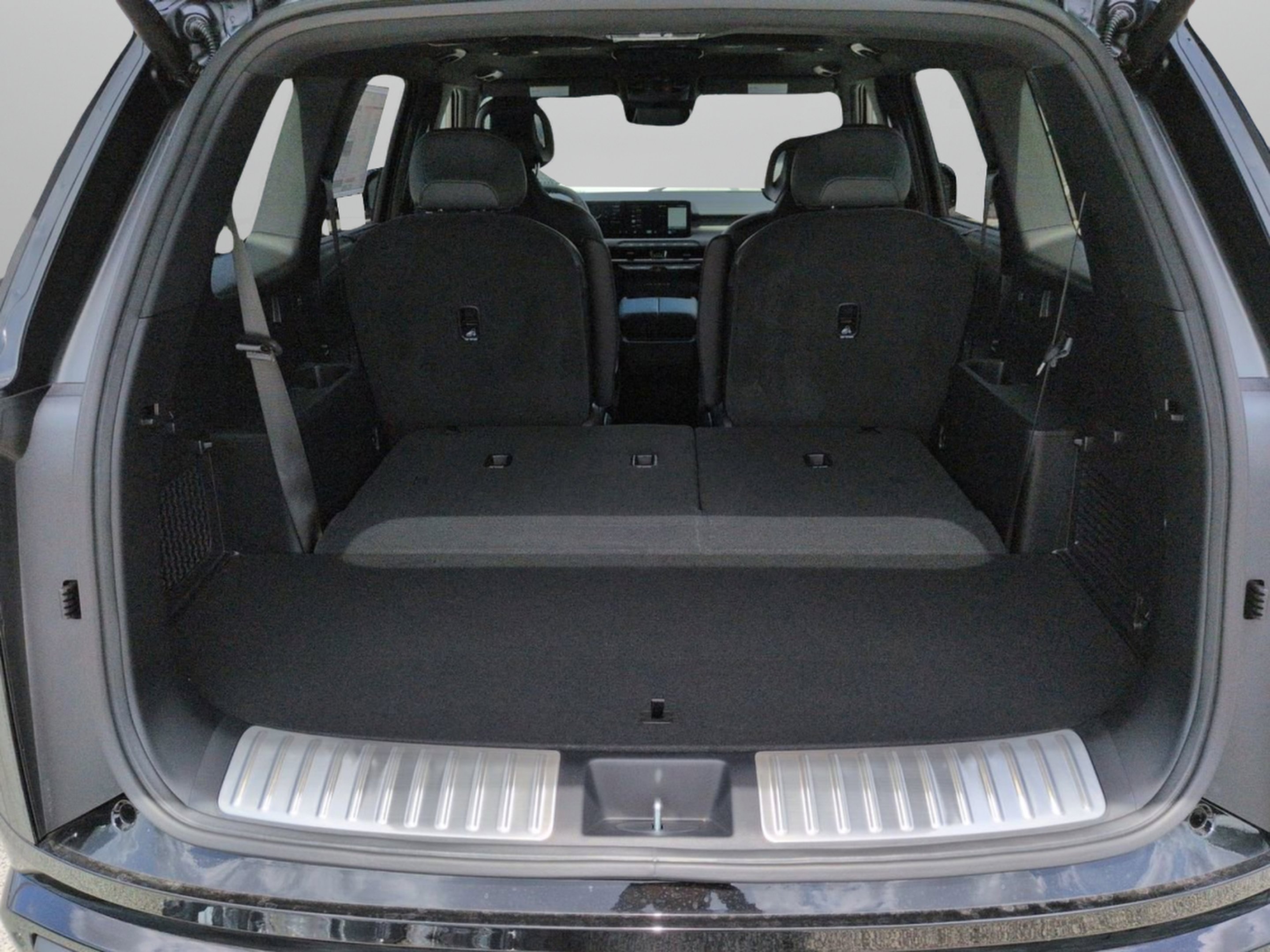 New 2027 Ebony Black Kia X-LINE SX image 10