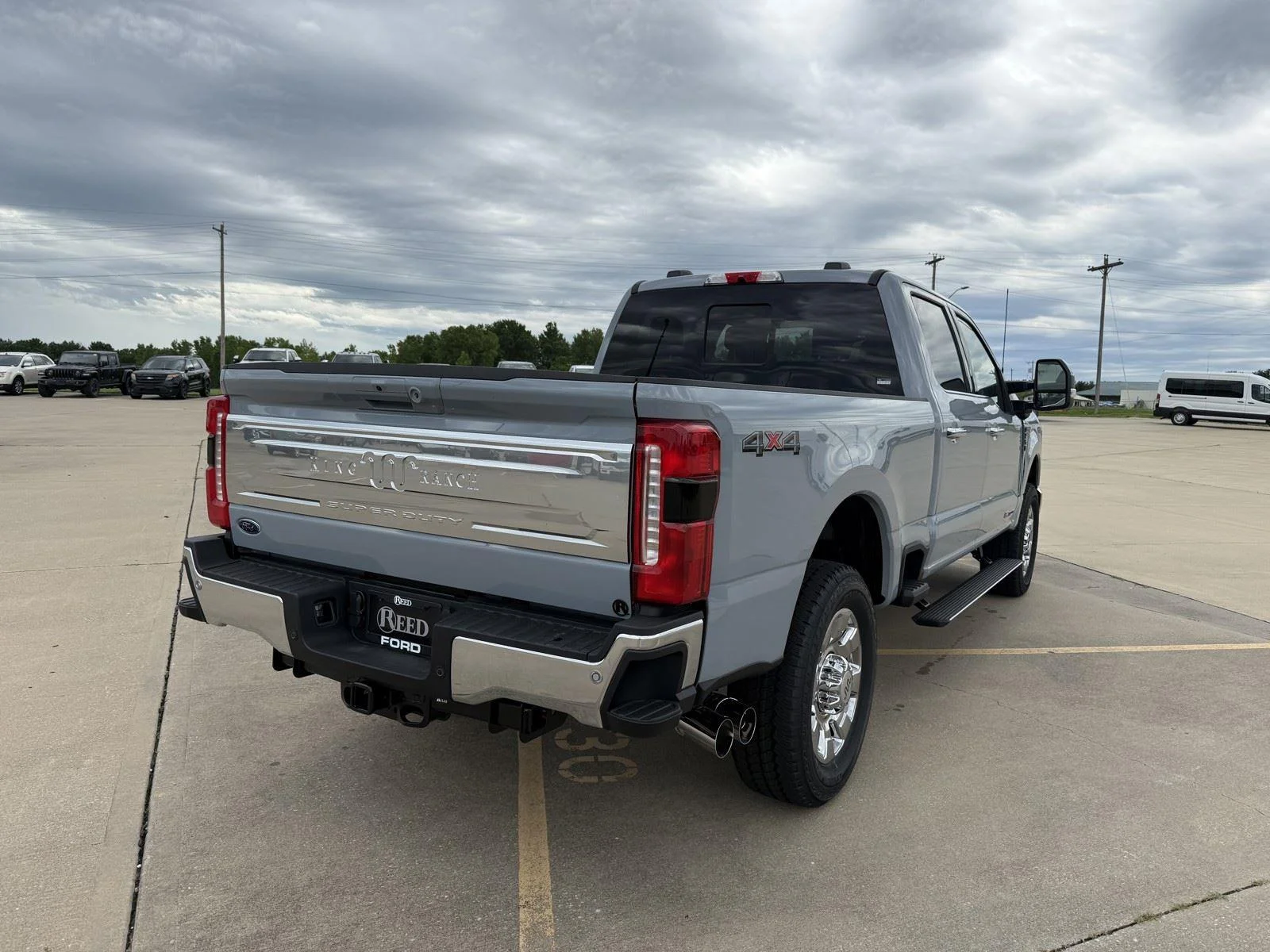 New 2026 Glacier Gray Metallic Tri-Coat Ford F-250® King Ranch® image 9