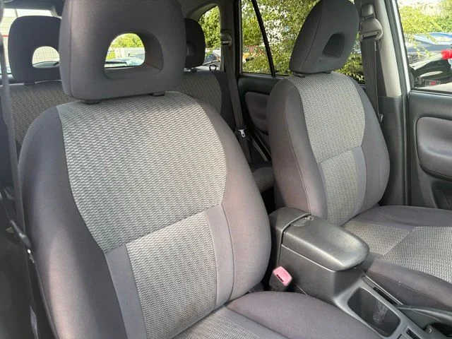 Used 2004 Gray Toyota Base image 27