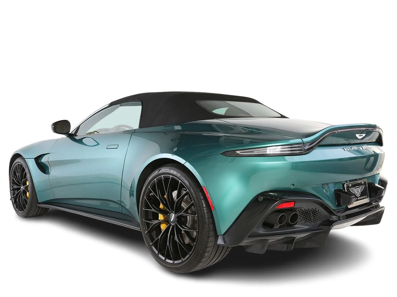 Used 2023 Green Aston Martin  image 3