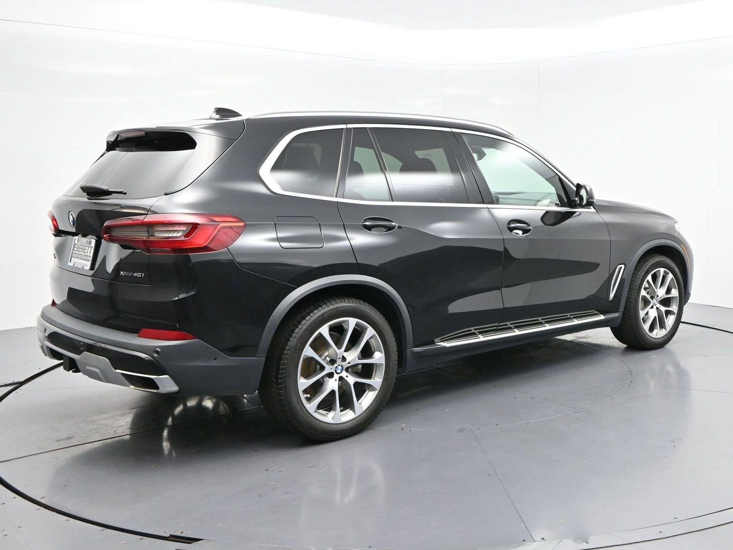Used 2019 Black Sapphire Metallic BMW xDrive40i image 7