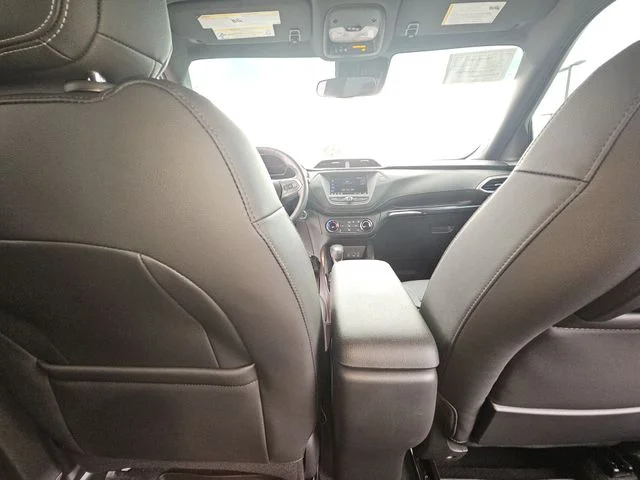 Used 2023 Gray Chevrolet ACTIV image 23