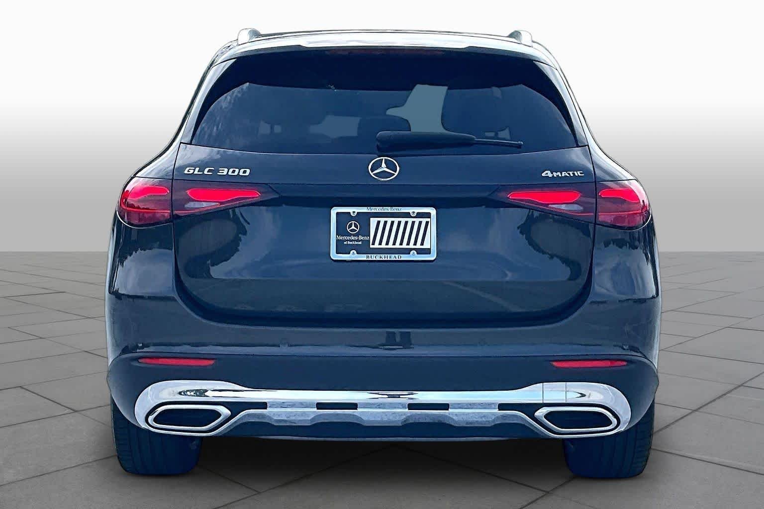 Used 2024 Graphite Grey Metallic Mercedes-Benz GLC 300 image 5