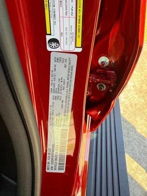 New 2026 Molten Red Pearl-Coat Exterior Paint RAM Tungsten image 33