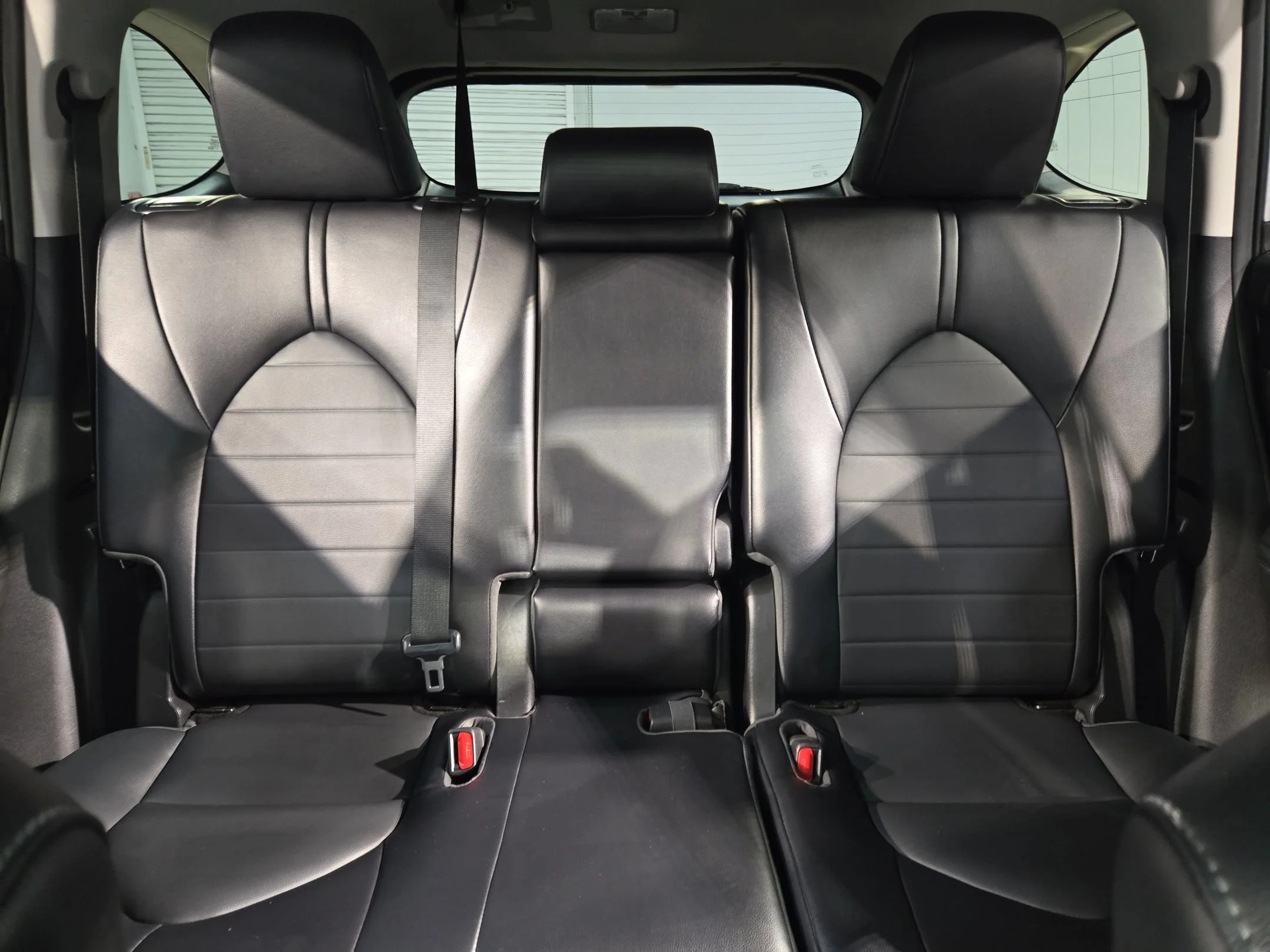 Used 2022 Celestial Silver Metallic Toyota XLE image 13