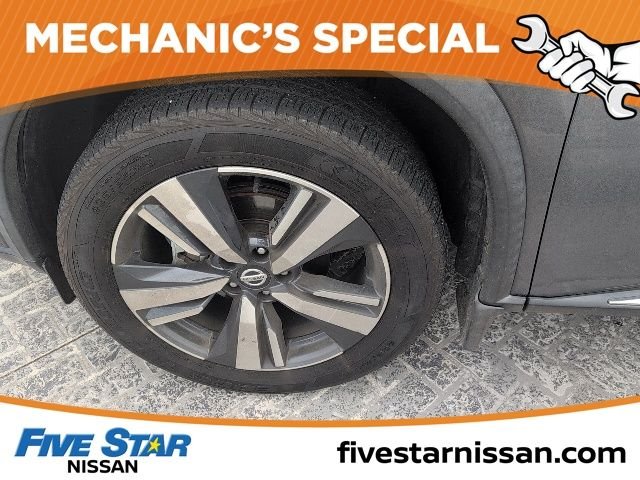 Used 2021 Gray Nissan SL image 11