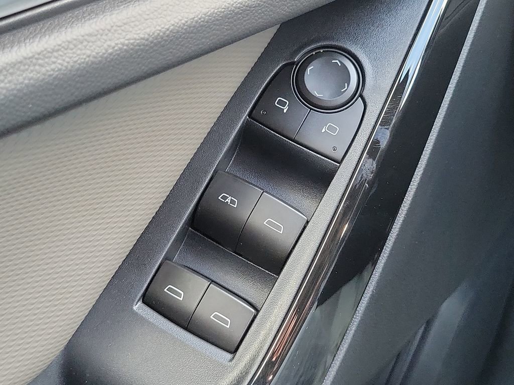 2026 Chevrolet Equinox LT - Photo 24