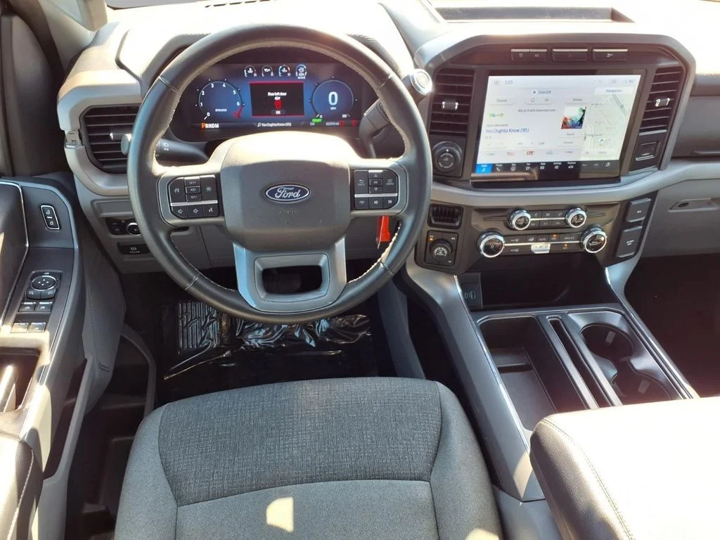 Used 2024 Black Ford XLT image 4