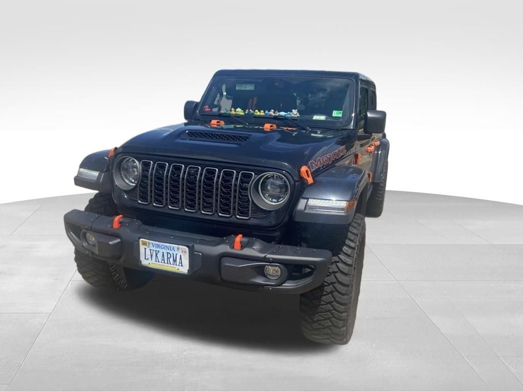 Used 2025 Black Jeep Mojave image 3