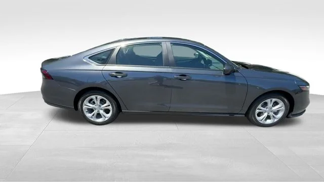 2025 Honda Accord LX - Photo 12