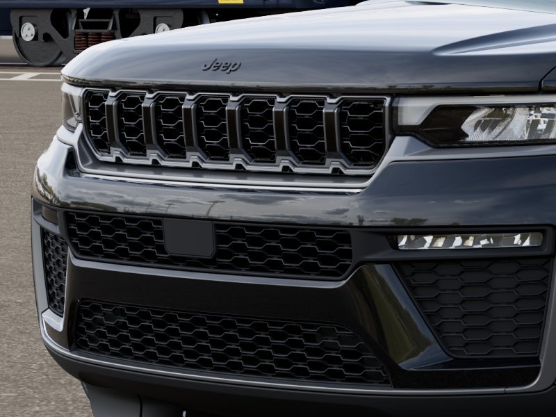 New 2027 High-Gloss Black Paint Jeep Limited image 7