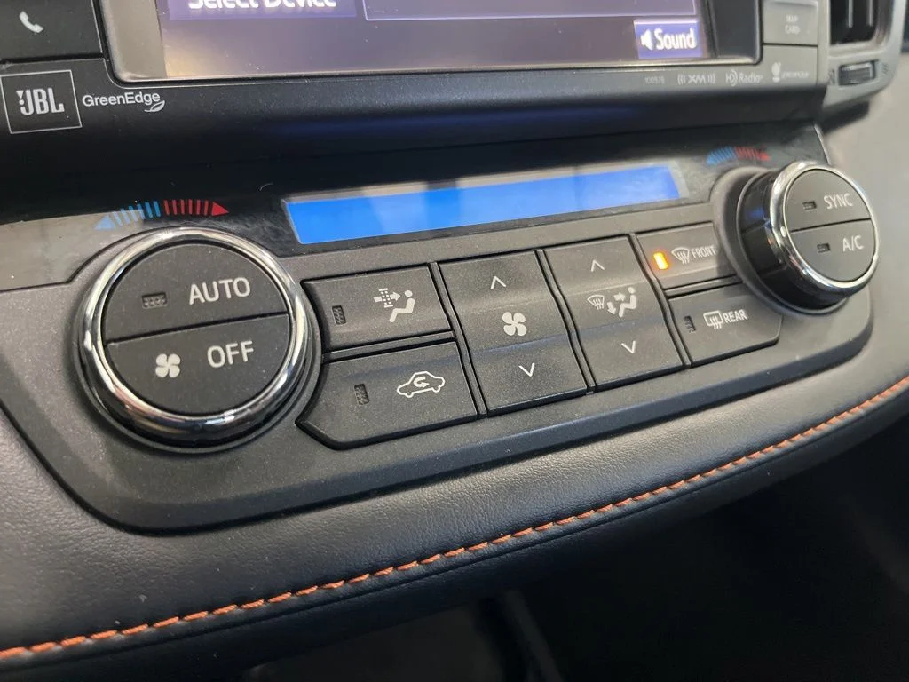 Used 2018 Black Toyota SE image 15
