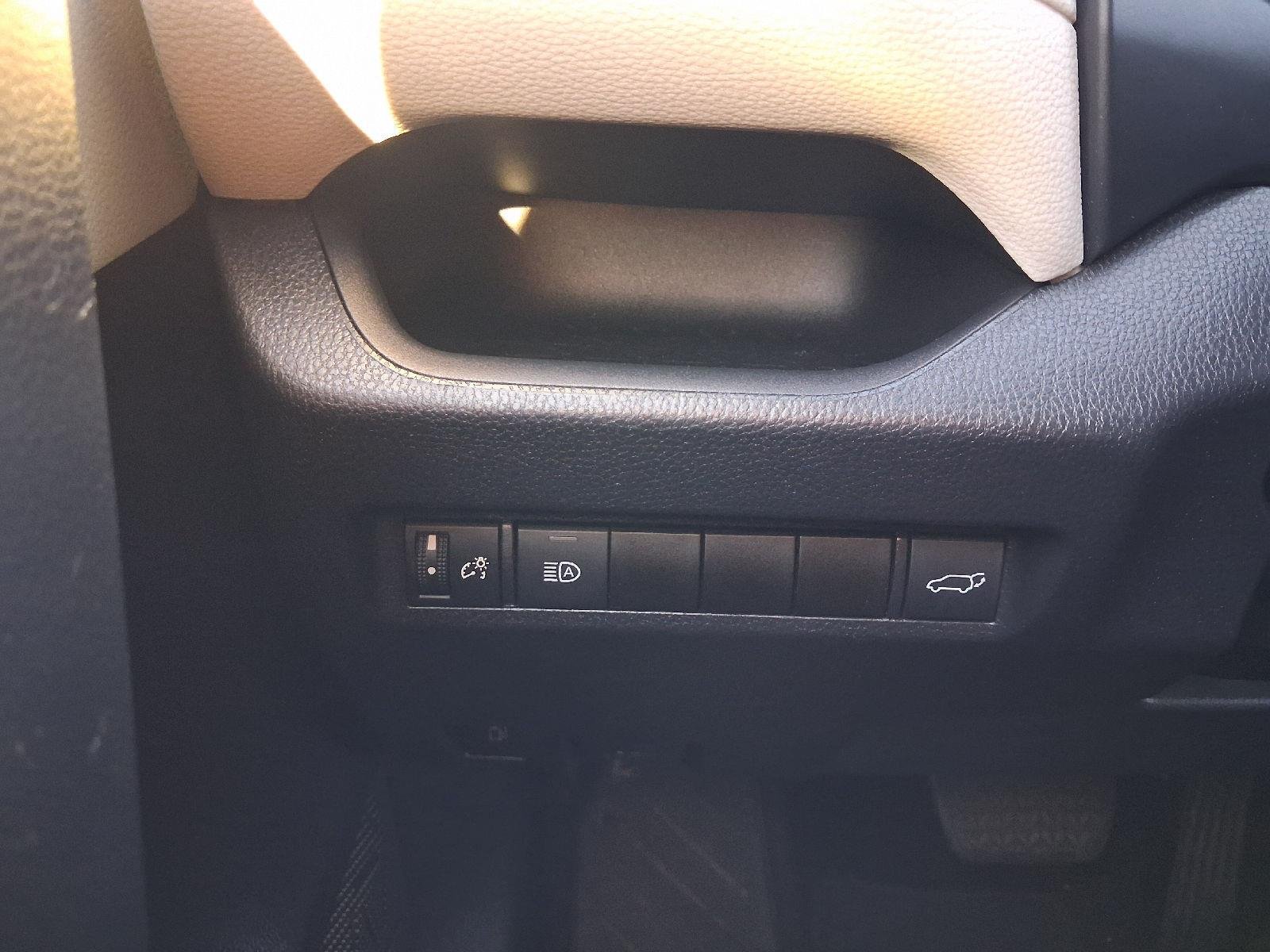 Certified Used 2021 Super White Toyota XLE image 41