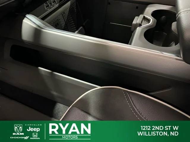 New 2026 Bright White Clear-Coat Exterior Paint RAM Laramie image 45