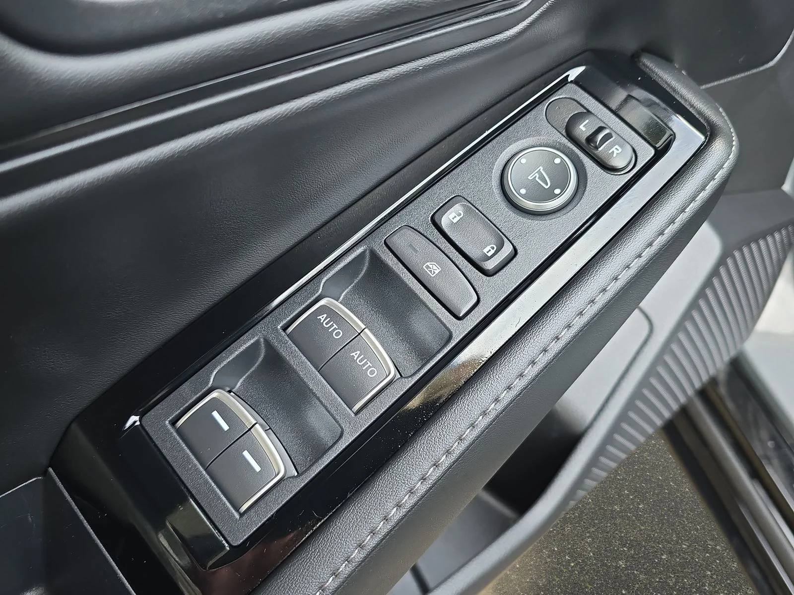 2024 Honda Accord Hybrid Touring - Photo 26