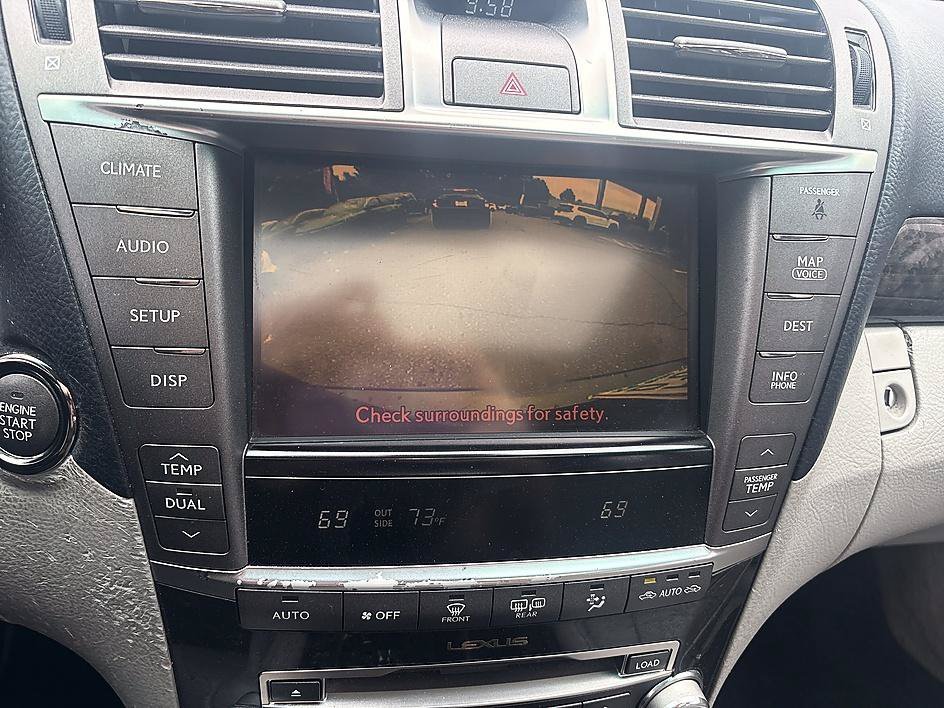 Used 2011 Smoky Granite Mica Lexus 460 image 15