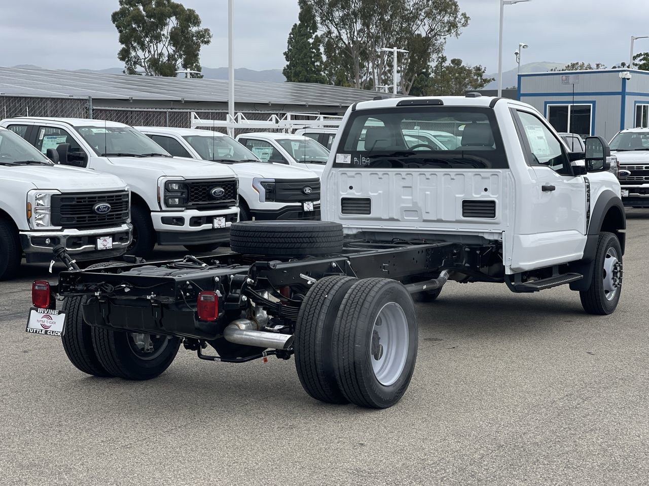 2025 Ford F-450 Super Duty Chassis Cab XL - Photo 6
