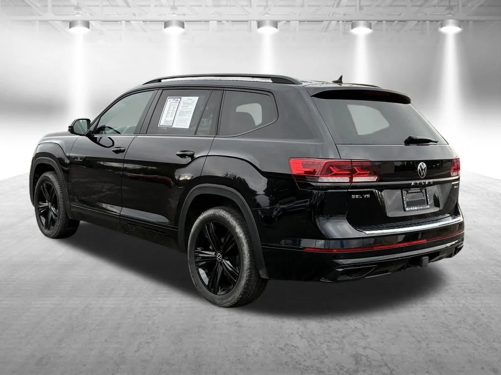 Certified Used 2023 Black Volkswagen 3.6L V6 SEL R-Line image 3