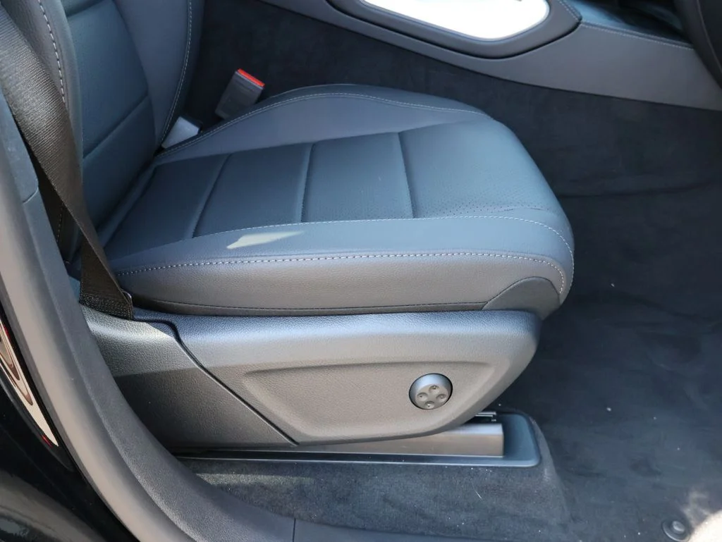 New 2026 Black Mercedes-Benz GLE 350 image 10