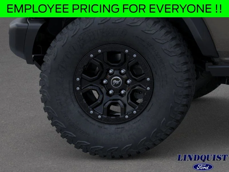 New 2026 Marsh Gray Ford Badlands® image 21