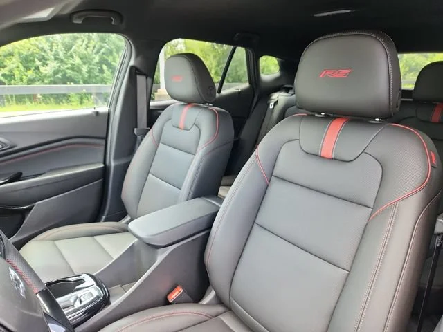 New 2026 Mosaic Black Metallic Chevrolet 2RS image 13