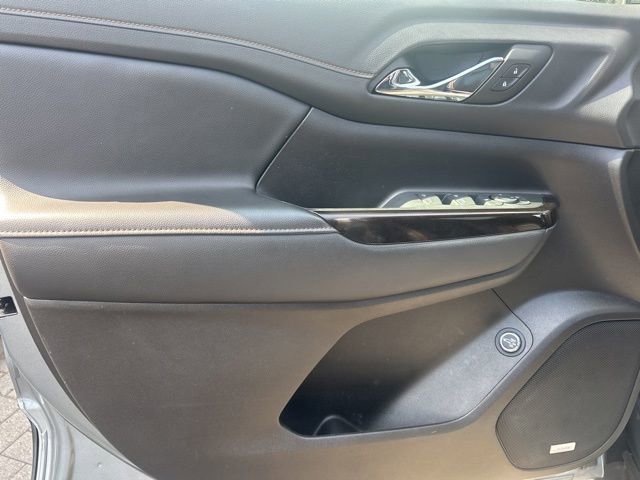 2023 GMC Acadia AT4 - Photo 10