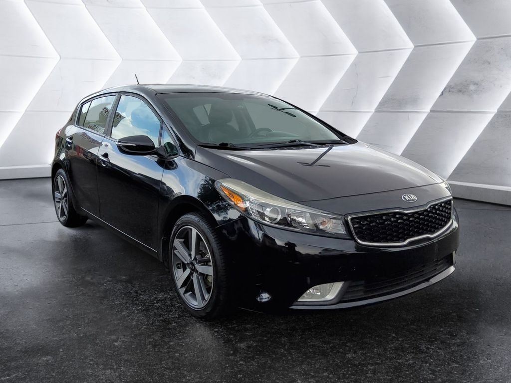 Used 2017 Black Kia EX image 1