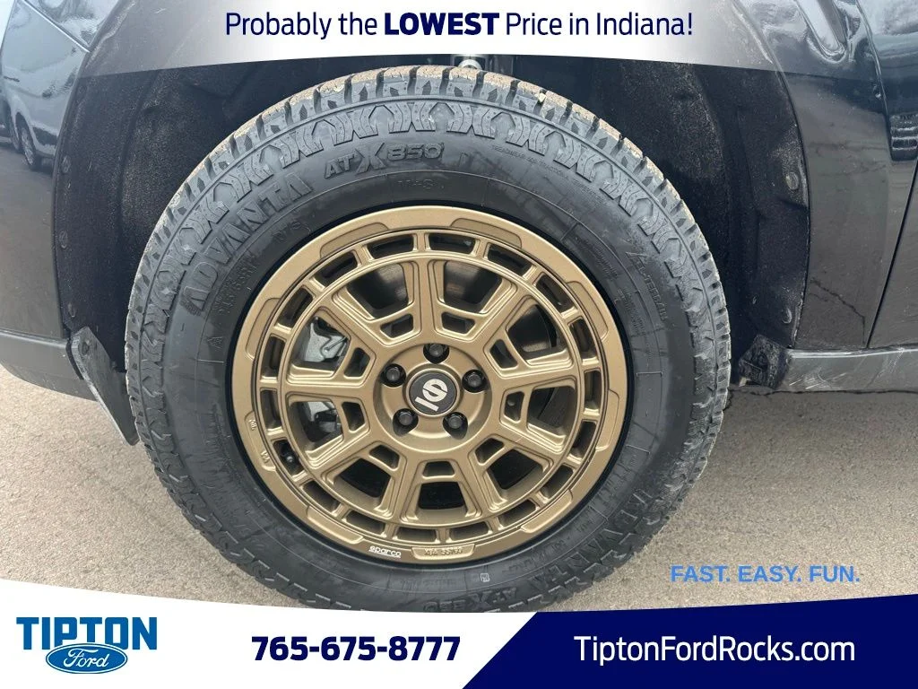 New 2025 Shadow Black Ford XLT image 29