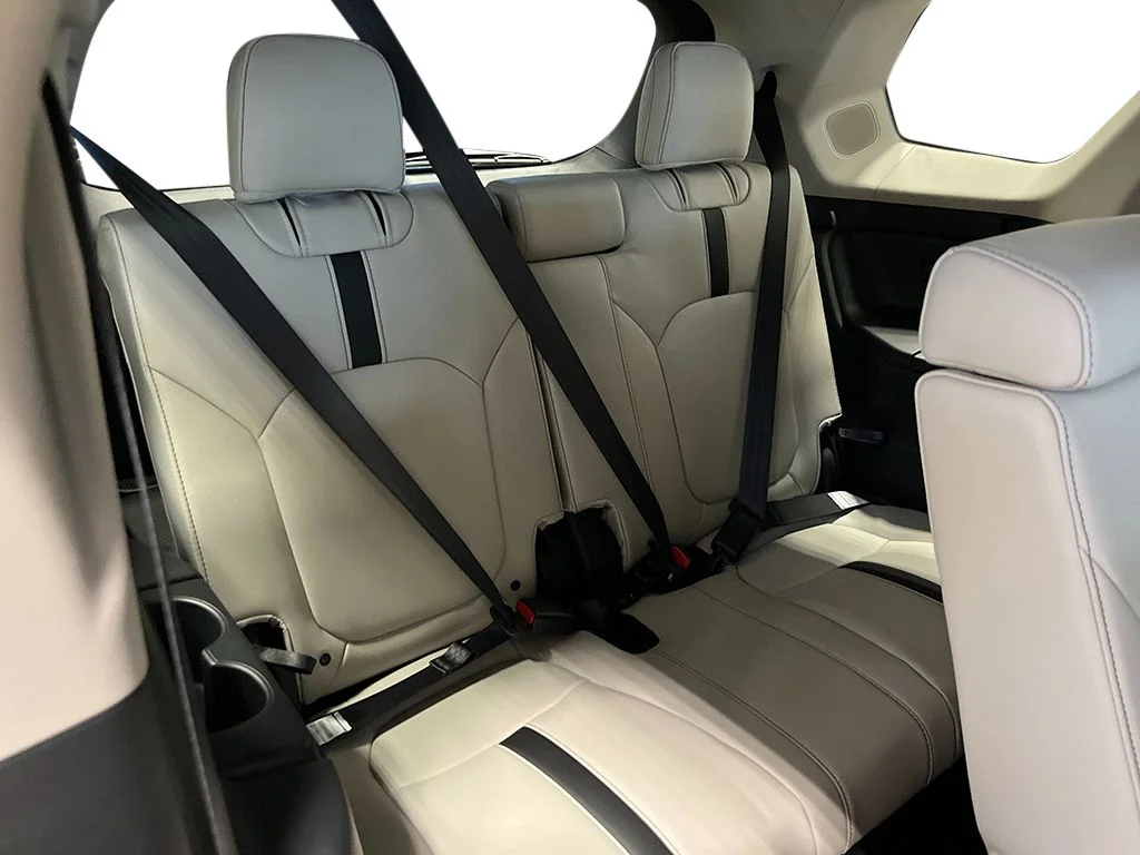 New 2026 Platinum White Pearl Honda Touring image 28