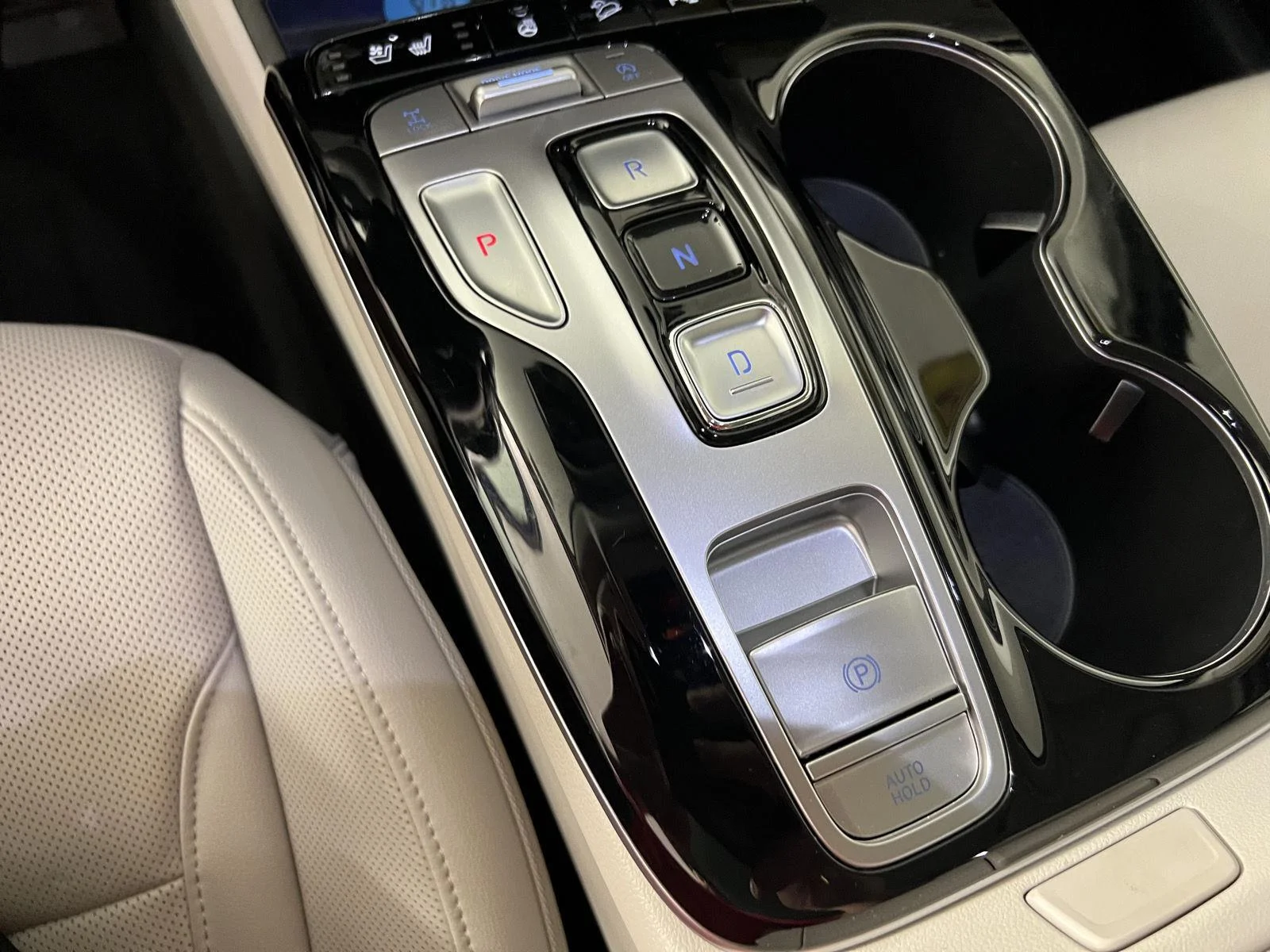 Used 2023 Intense Blue Hyundai Limited image 24