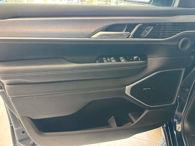 New 2026 Blue Jeep Limited Altitude image 19