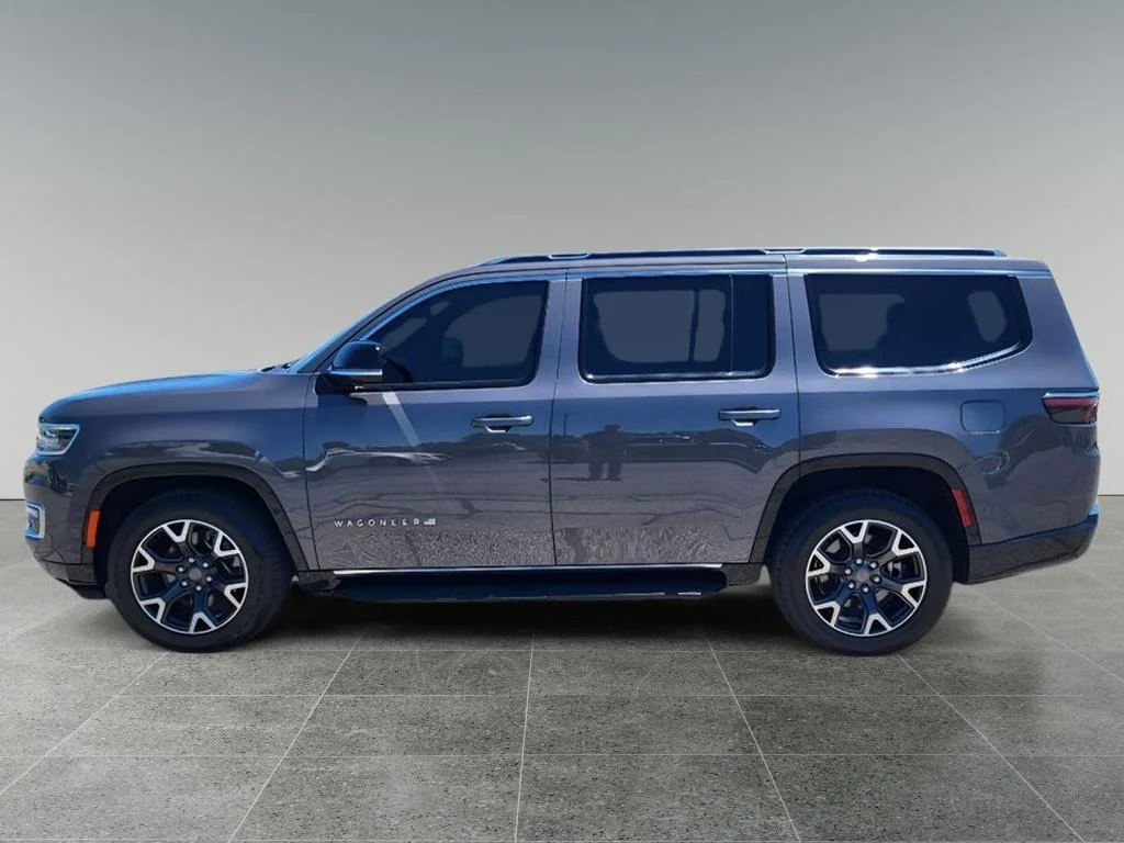 Used 2024 Baltic Gray Metallic Clearcoat Jeep Series III image 9
