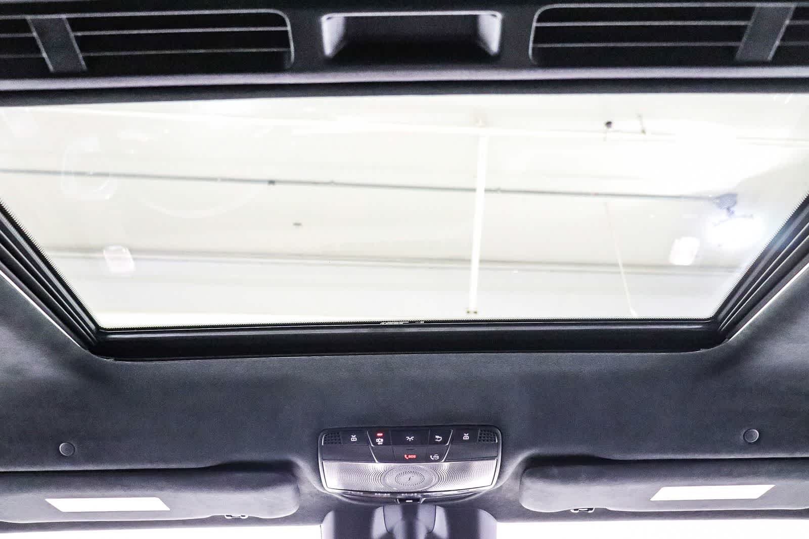 Used 2026 Polar White Mercedes-Benz G 550 image 12