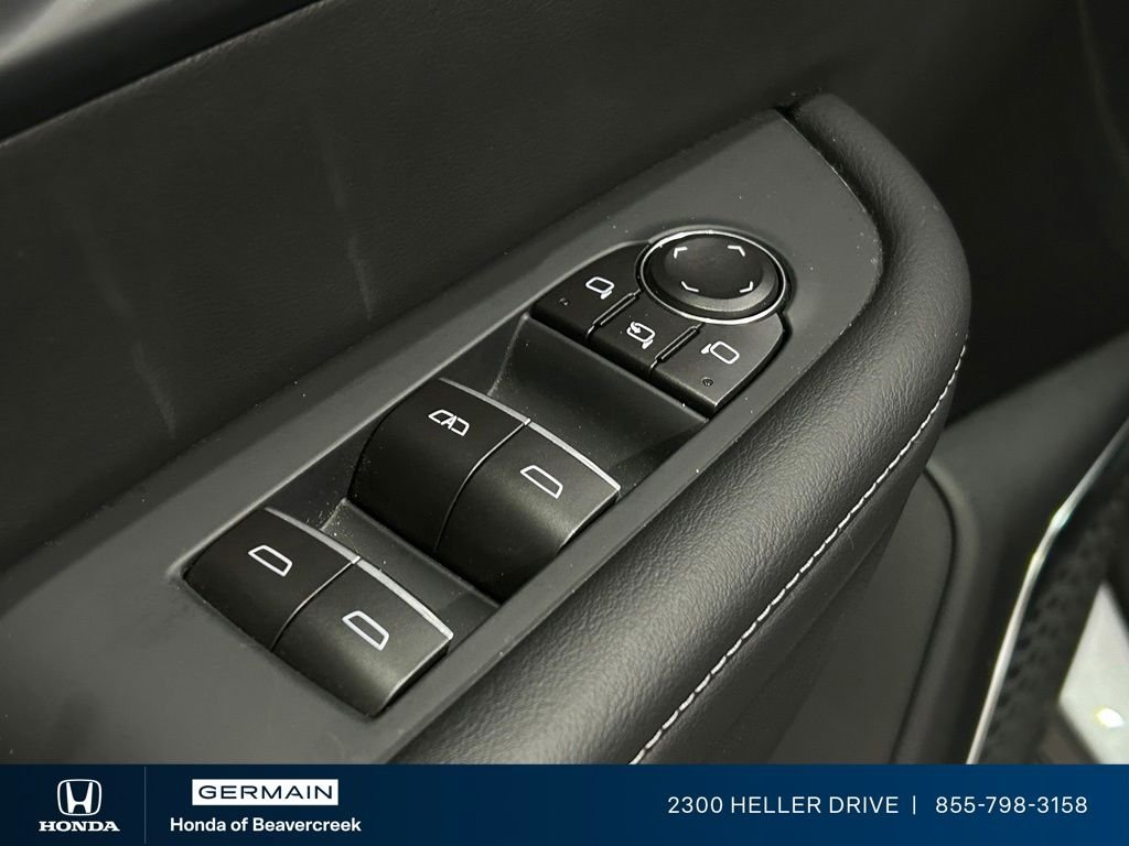Used 2026 Moonstone Gray Metallic Buick Avenir image 18