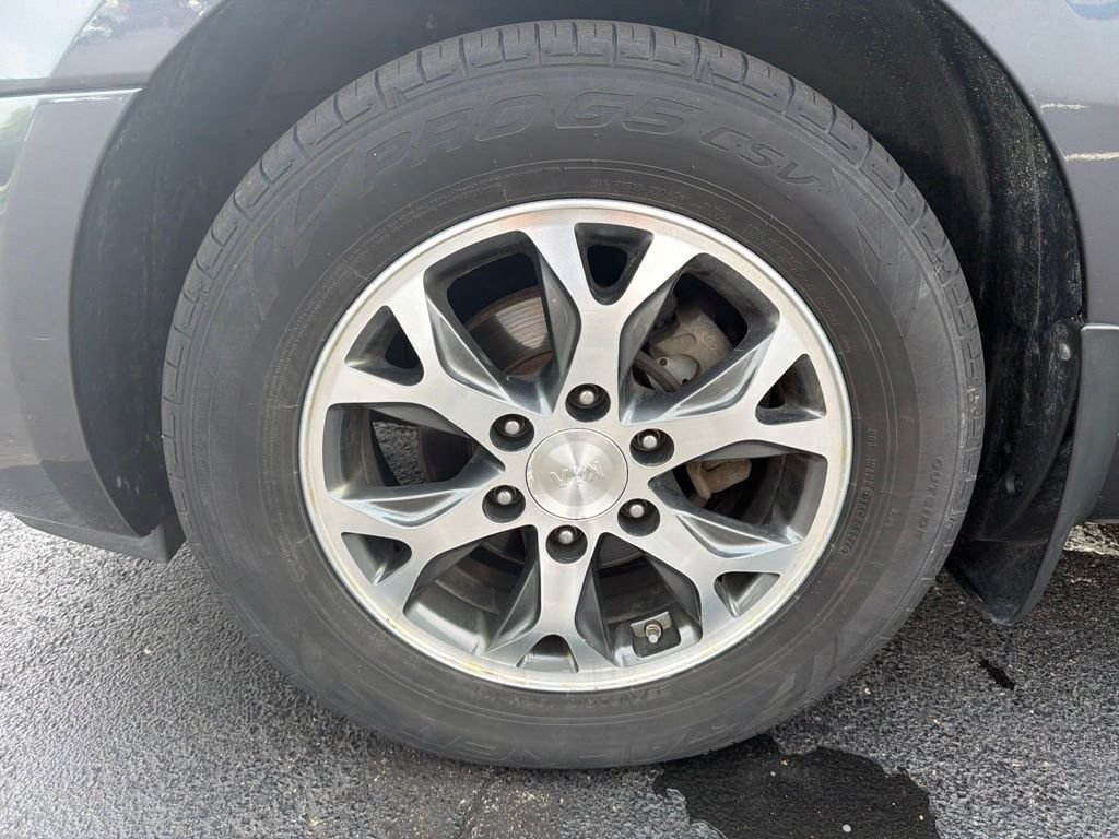 Used 2014 Gray Kia EX image 11