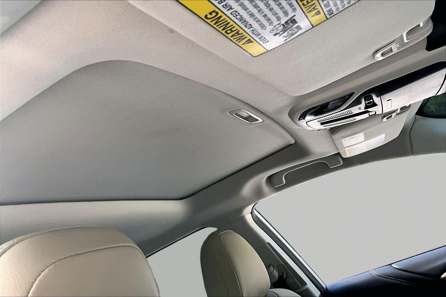 Used 2023 Crystal White Pearl Subaru Limited image 14