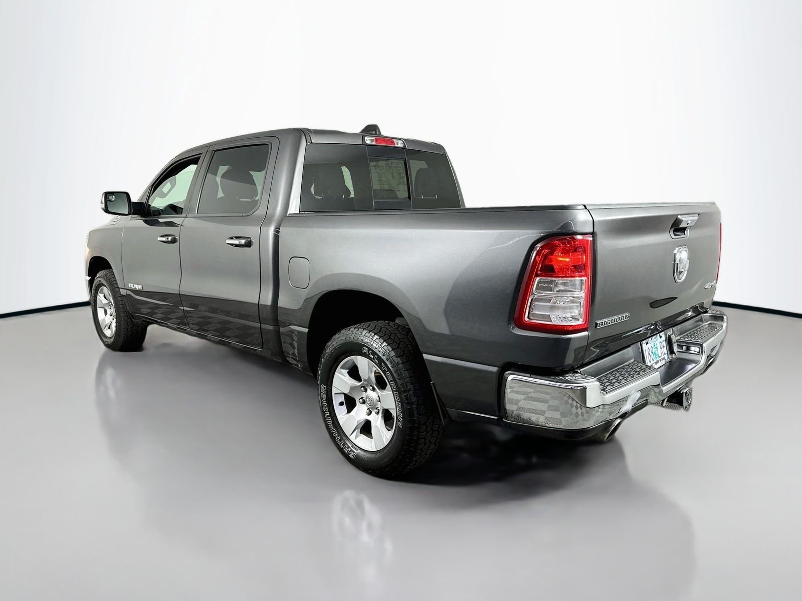 Used 2019 Granite Crystal Metallic Clearcoat Ram Big Horn/Lone Star image 5