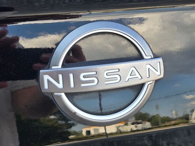 Used 2023 Black Nissan 2.5 SR image 16