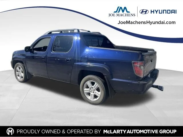 Used 2014  Honda RTL image 6