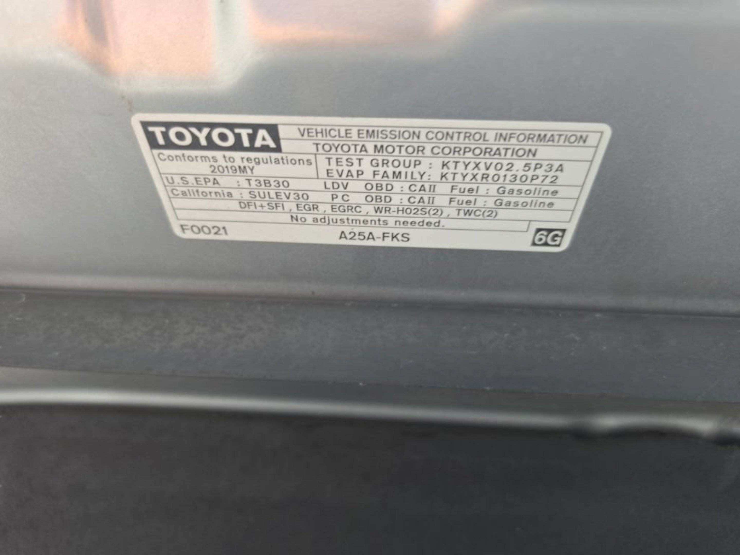 Used 2019 Silver Toyota LE image 9